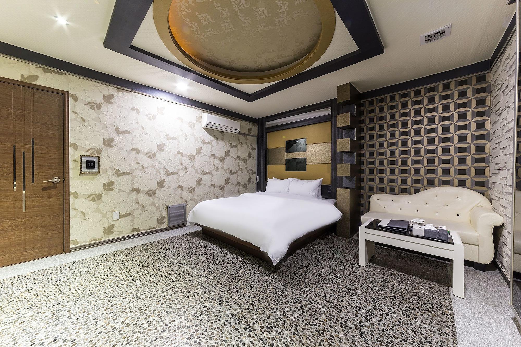Millennium Hotel Goyang Luaran gambar