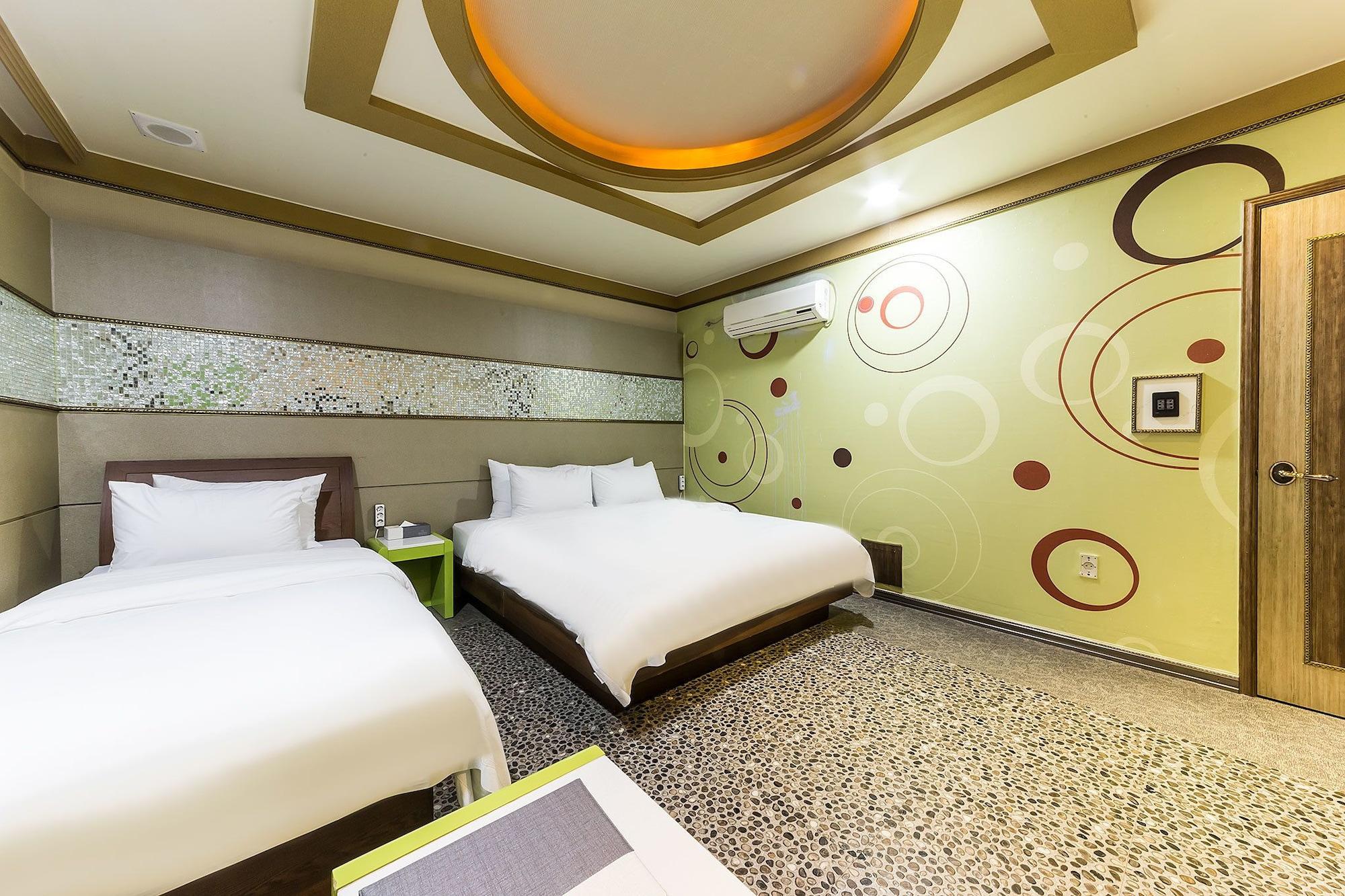 Millennium Hotel Goyang Luaran gambar